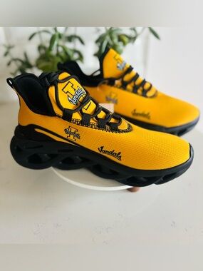 Custom Idaho Vandals Logo Yellow & Black Athletic Sneakers 💛🖤